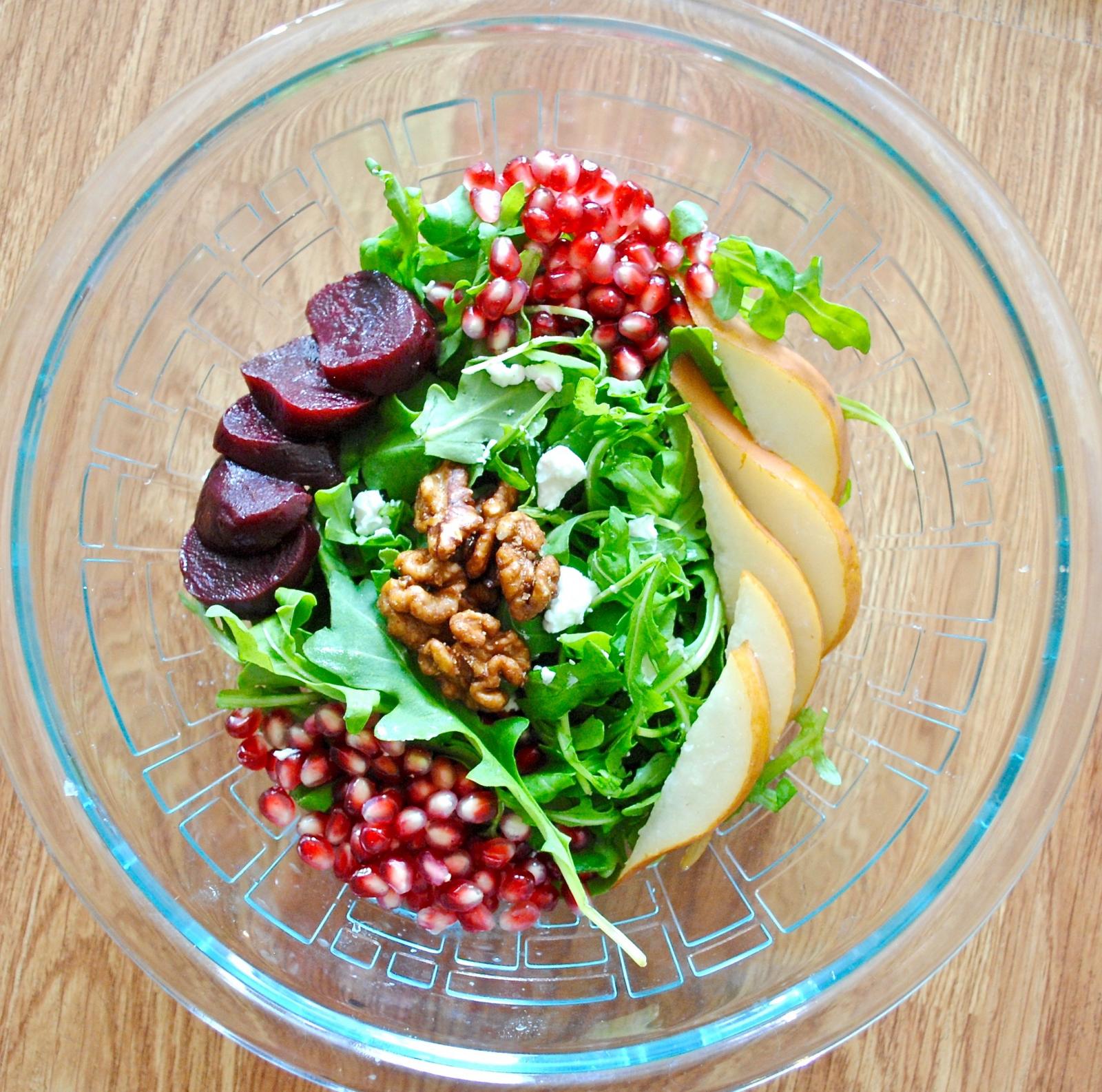 Early Autumn Salad. [+ How to Cut a Pomegranate!]
